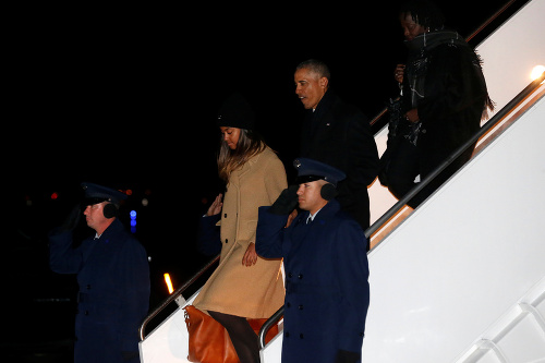 Obama sa rozlúčil aj s prezidentským lietadlom Air Force One. 
