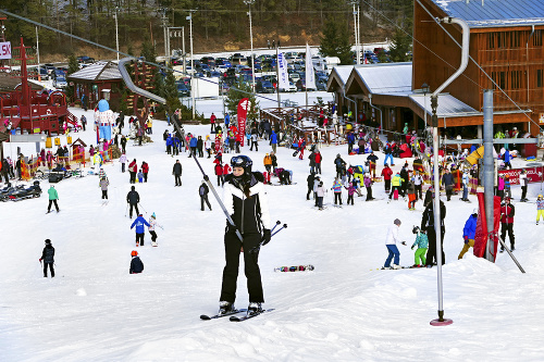 Na Silvestra si lyžovačku užili stovky Slovákov.