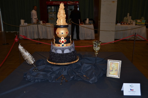 Luxusne zdobená torta nemala medzi súťažiacimi konkurenciu. 