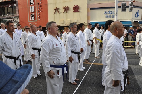 Svetového rekordu v cvičení karate sa zúčastnili aj Slováci.