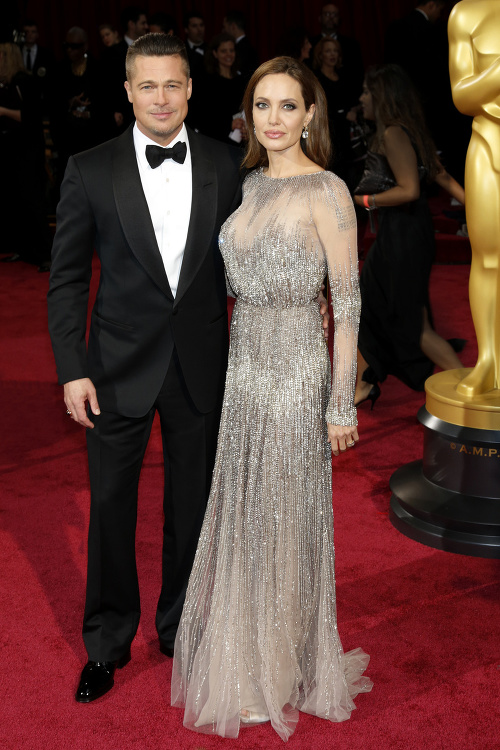 Angelina Jolie (41) a Brad Pitt (53).