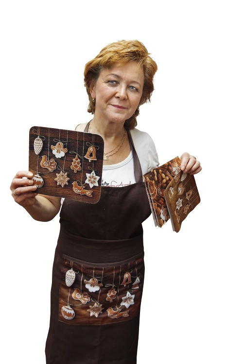 MIROSLAVA CINGELOVÁ: Jej medovníky zdobia zástery, servítky, podložky pod myš aj baliaci papier vyrobené v Nemecku.
