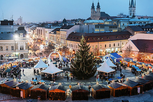 Vianočný stromček v Nitre,