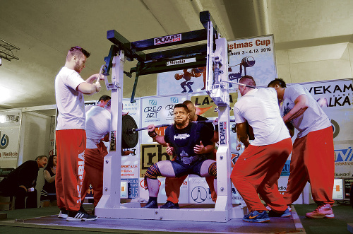 Drep s hmotnosťou 415 kg: Jozef prekonal osemročný rekord.