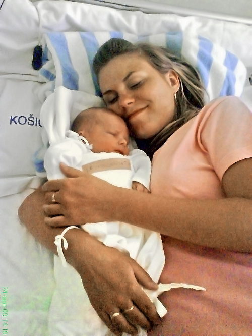 2009 - Napriek radosti zo synčeka bol Lukáškov príchod na svet neľahký.