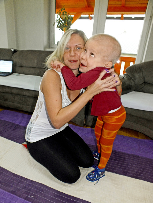 Monika (32) napriek ojedinelej chorobe dokázala so synčekom malý zázrak.
