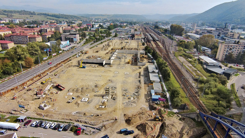 September 2016 - Výstavba novej modernej autobusovej stanice je v plnom prúde.