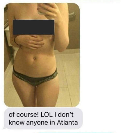 Žena chcela priateľa prekvapiť sexi fotkami. Vďaka nim odhalil neveru.