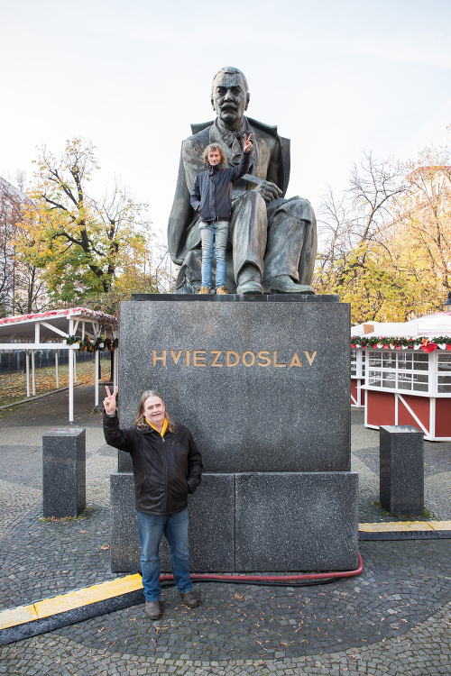 2016 - Miloš Lauko (hore) a Peter Tóth (dole) 27 rokov po revolúcii.