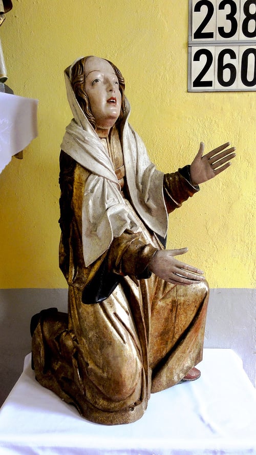 STRATENÁ (OKR. ROŽŇAVA) - Mária Magdaléna zo skupiny Ukrižovania v kaplnke Márie Magdalény