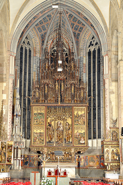 LEVOČA - Hlavný oltár v Bazilike sv. Jakuba v Levoči.