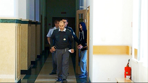 Na konci septembra Puškára súd pustil do domáceho väzenia s dohľadom úradníkov.