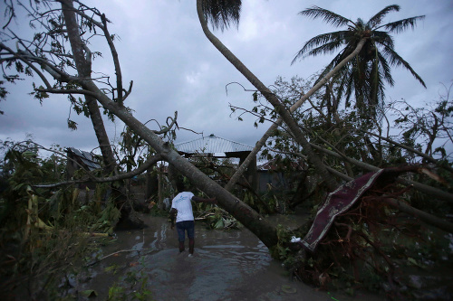 Hurikán Matthew už niekoľko dní sužuje karibské ostrovy. 