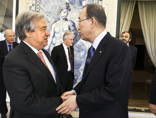Pozná Pan Ki-Muna: Guterres má v OSN na starosť utečencov, organizáciu pozná zvnútra.