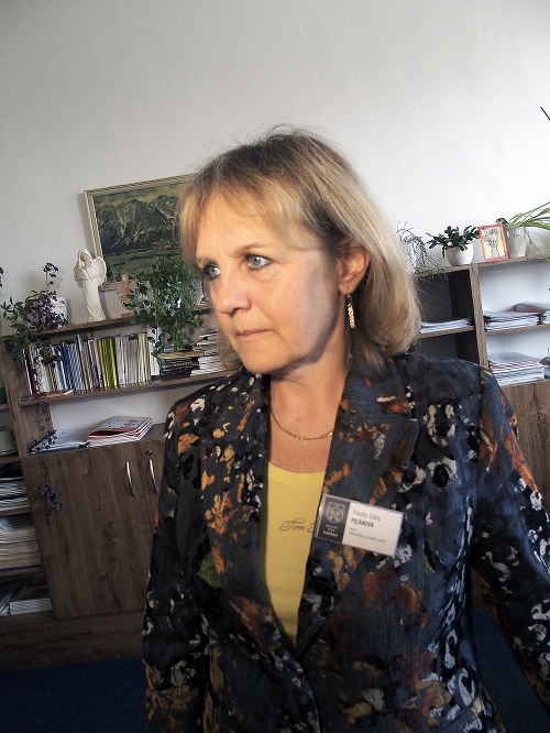 Vedúca odboru školstva Edita Pilarová si myslí, že netreba zatvárať triedy.