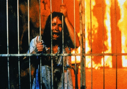 Drsné praktiky v ústavoch stvárnili film Requiem pro panenku od Filipa Renča. 