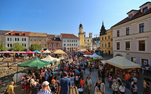 Začal sa najstarší Slovenský jarmok.