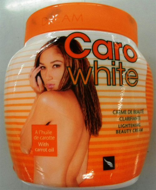 Výrobok na bielenie pokožky s názvom Créme de beauté clarifiante/Lightening beauty cream značky Caro White.