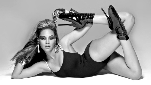 Speváčka Beyoncé (33) využila pózy z jogy aj v klipe Single ladies.