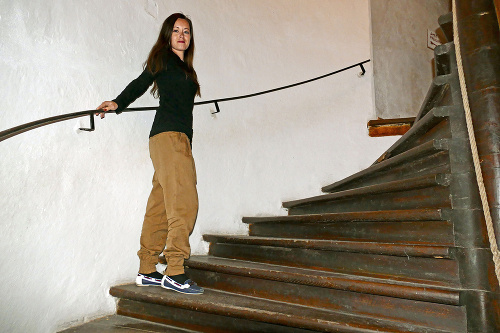 Marianna (32) si prešla točité drevené schodisko prezývané aj Čierne schodisko.