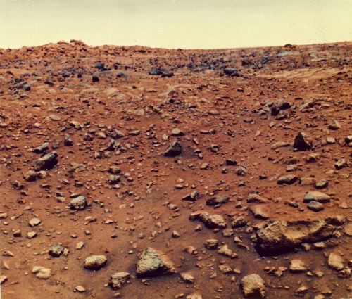 Prvá fotografi a z povrchu Marsu. 20. 7. 1976.
