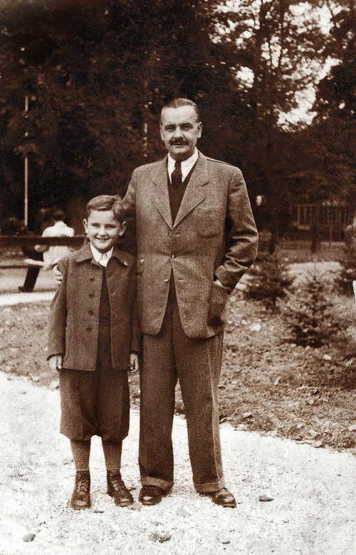 S otcom v roku 1950.