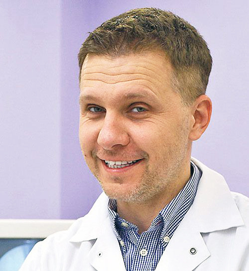 Tomáš Mikuláš Jakubík, ortopéd.