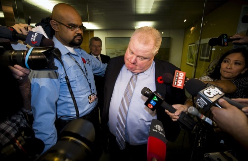 Starosta najväčšieho kanadského mesta Toronto Rob Ford podľahol rakovine.