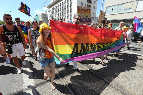 Takto pochodovali za práva homosexuálov. 