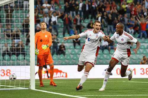 Jedna z posledných radostí  Bera v drese Trenčína -  po góle proti Ľubľane.