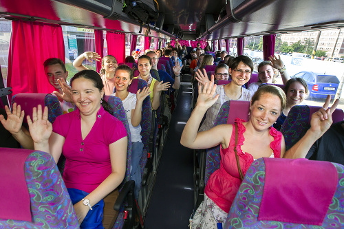 Slovenskí pútnici do Krakova autobusmi vyrazili už v stredu ráno.