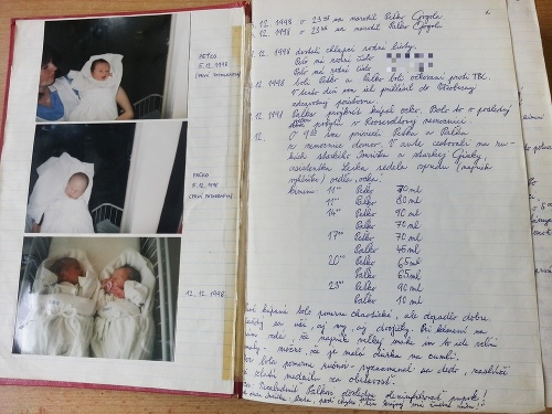 December 1998: Okrem váhy chlapčekov v zápisníku nechýbali fotky bábätiek.