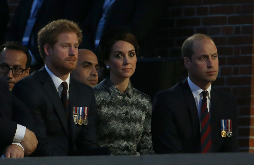 Vojvodkyňa Kate sa neubránila slzám.