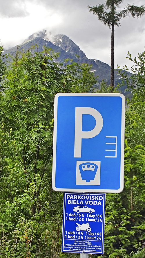 Aj parkovné sa na Slovensku a v Poľsku líši.