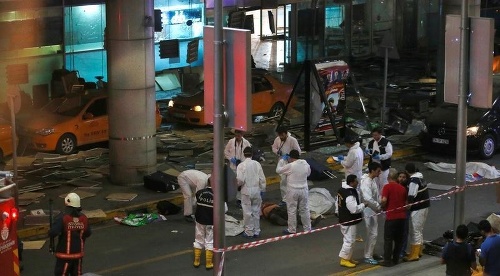 Výbuch si vyžiadal niekoľko mŕtvych a zranených.