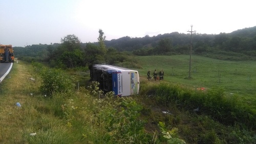 Nehodu slovenského autobusu neprežilo 5 cestujúcich.