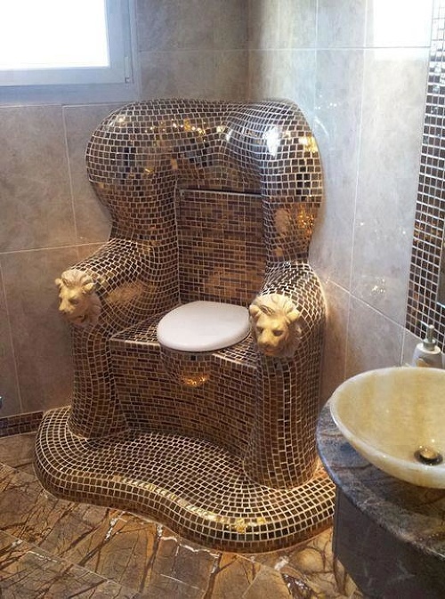 Toaleta pre kráľov. 