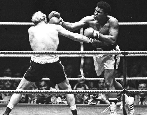  Muhammad Ali  bol jeden z najlepších boxerov všetkých čias.