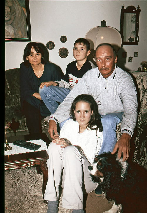 Pred rokmi: Ivan Romančík s druhou manželkou Oľgou a deťmi Ninkou a Ivanom.