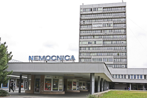 Moderátorka je hospitalizovaná v nemocnici v Ružinove.