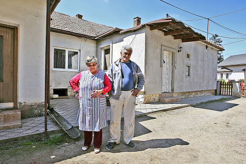 Magdaléna (59) a Ján (59) Szajkóvci, Včelince