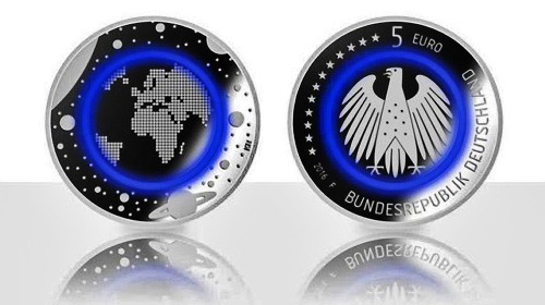 Už dnes v Nemecku vychádza päťeurová minca.