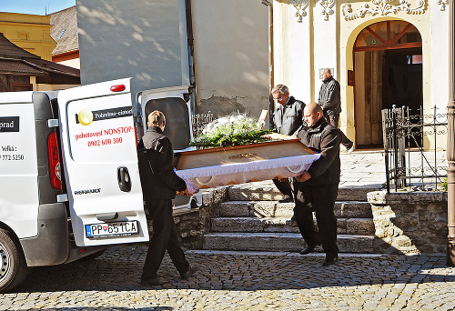 Dominika, ktorý odmalička trpel detskou
mozgovou obrnou, pochovali v Poprade.
