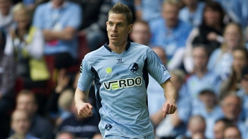 Dánsky futbalista odmietol hrať v jednom tíme s frajerom svojej ex.