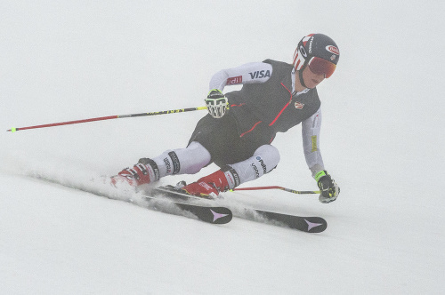  Americká lyžiarka Mikaela Shiffrinová počas tréningu na trati obrovského slalomu.