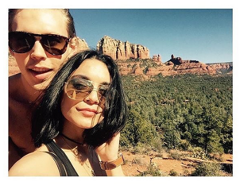 Austin a Vanessa v oblasti Sedona.