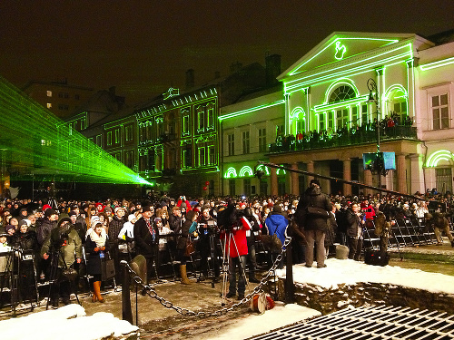 Na otváracom ceremoniáli EHMK 2013 vystúpil
svetoznámy Jamiroquai.