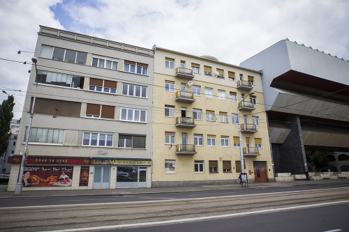 Predsedovi platil úrad kontrolórov byt na bratislavskom Rázusovom nábreží, ktorý im priklepla mestská časť.