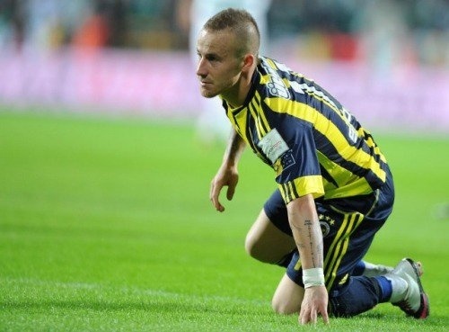 Stoch v drese Fenerbahce Istanbul. V nedávno  skončenej sezóne s ním  získal turecký titul.