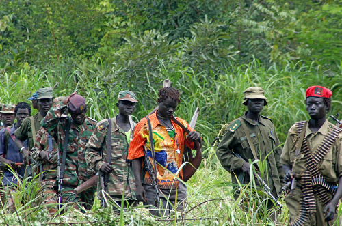 Členovia ugandskej Armády božieho odporu, na čele ktorej stojí Joseph Kony.